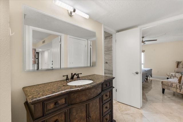 450 S GULFVIEW BOULEVARD 802, Clearwater Beach, FL 33767