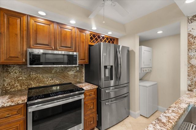 450 S GULFVIEW BOULEVARD 802, Clearwater Beach, FL 33767