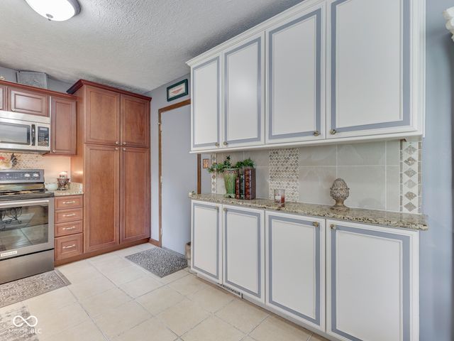 8255 Lynn Drive, Indianapolis, IN 46237