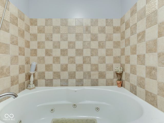 8255 Lynn Drive, Indianapolis, IN 46237