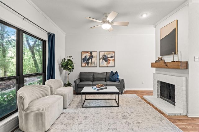 11711 Memorial Drive 593, Houston, TX 77024