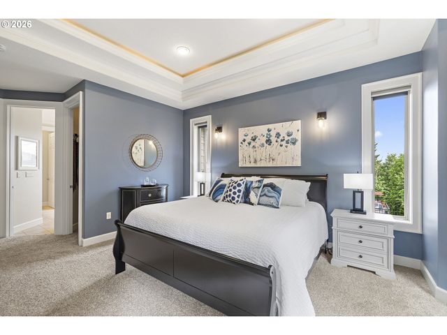 8308 Se BUFORD Ln, Portland, OR 97236