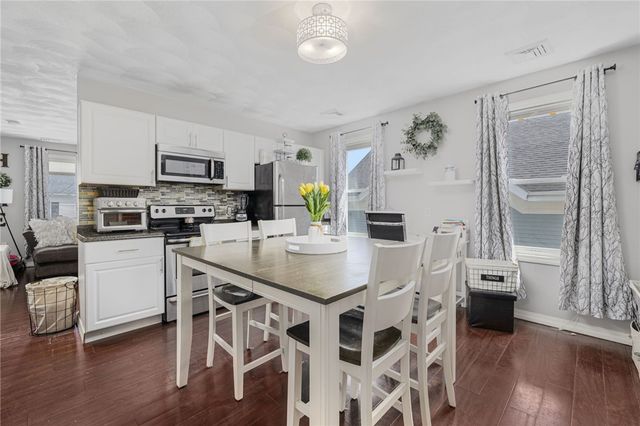 228 Woonasquatucket Avenue, North Providence, RI 02911
