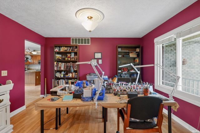 4977 N White River Drive, Bloomington, IN 47404