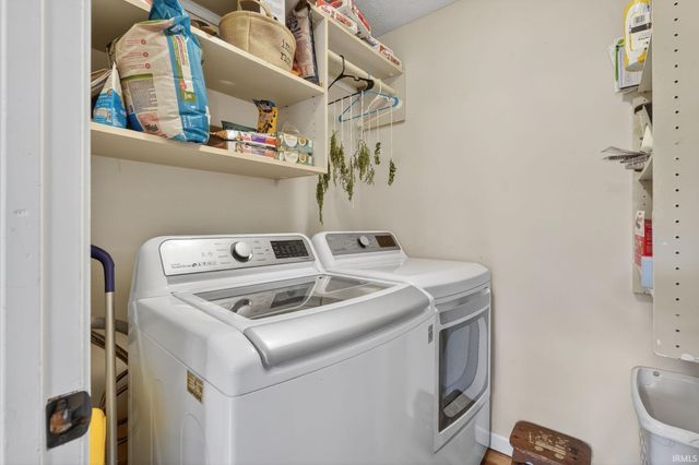 4977 N White River Drive, Bloomington, IN 47404