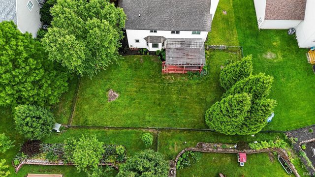 4977 N White River Drive, Bloomington, IN 47404