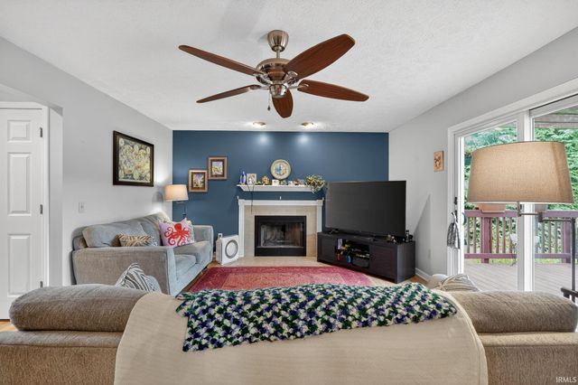4977 N White River Drive, Bloomington, IN 47404
