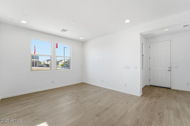 14183 W BUCKSKIN Trail, Surprise, AZ 85387