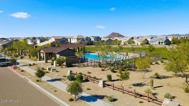 14183 W BUCKSKIN Trail, Surprise, AZ 85387