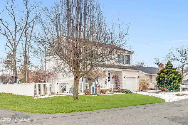 321 Letts Avenue, Forked River, NJ 08731