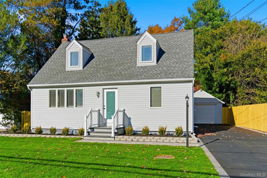 93 Birchwood Drive, Huntington Station, NY 11746