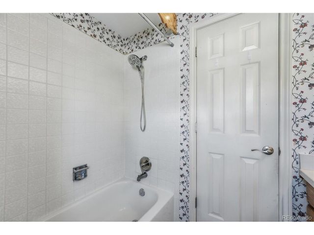 8221 S San Juan Range Rd, Littleton, CO 80127