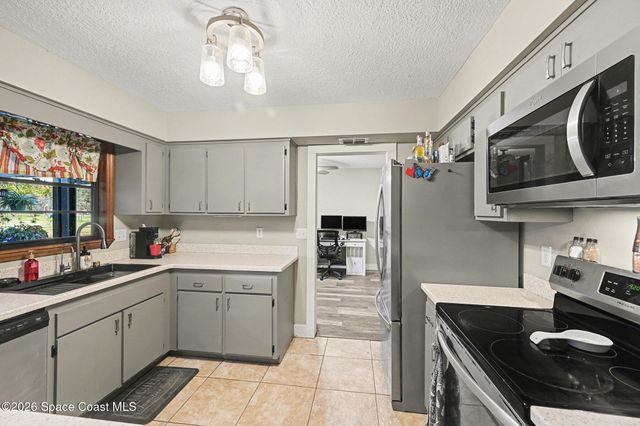 3375 Grantline Road, Mims, FL 32754