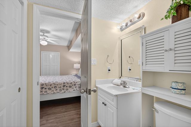 376 Santa Rosa Boulevard 206, Fort Walton Beach, FL 32548