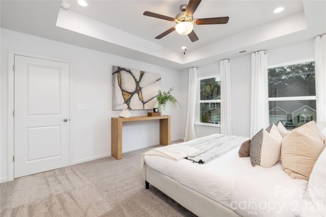 539 Dawn Circle, Charlotte, NC 28213