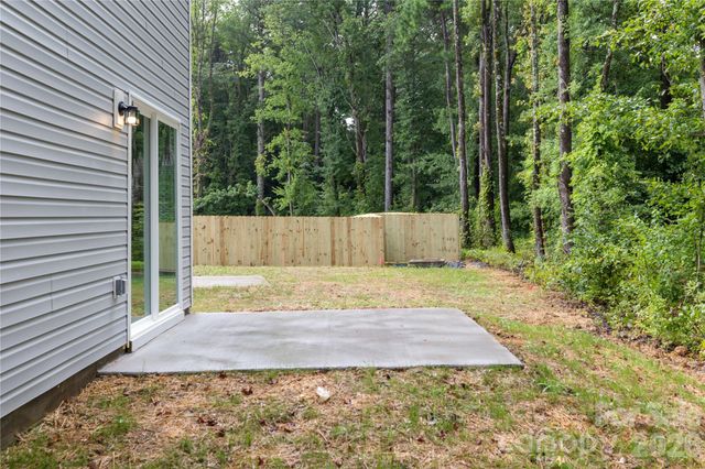 539 Dawn Circle, Charlotte, NC 28213