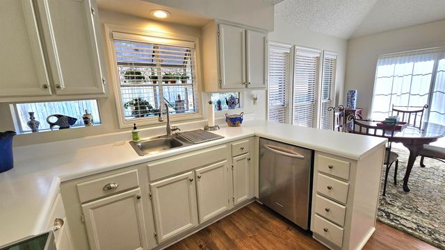 5544 PINE OAK LN, Bartlett, TN 38135