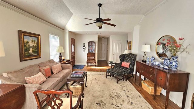 5544 PINE OAK LN, Bartlett, TN 38135