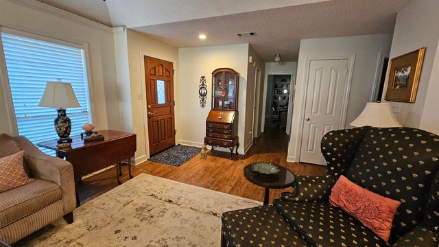 5544 PINE OAK LN, Bartlett, TN 38135