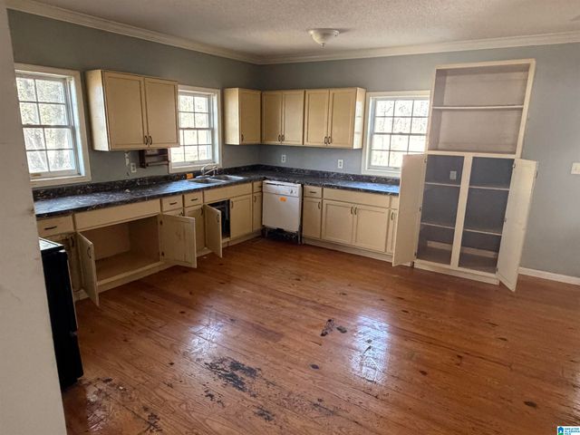8069 SYLACAUGA FAYETTEVILLE HIGHWAY, Sylacauga, AL 35151