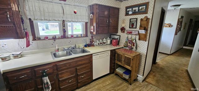 528 Linden Drive, Spiceland, IN 47385