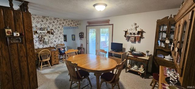 528 Linden Drive, Spiceland, IN 47385