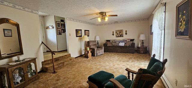 528 Linden Drive, Spiceland, IN 47385