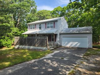 4 Elia Drive, Speonk, NY 11972