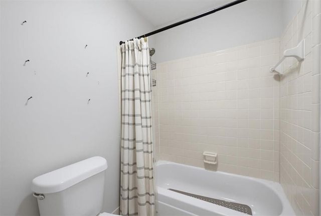 1069 Sunny Field Lane, Lawrenceville, GA 30043