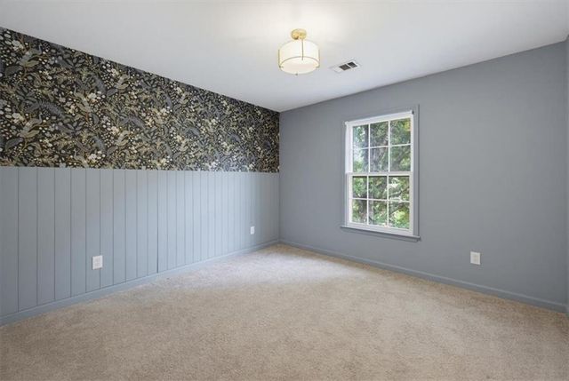 1069 Sunny Field Lane, Lawrenceville, GA 30043