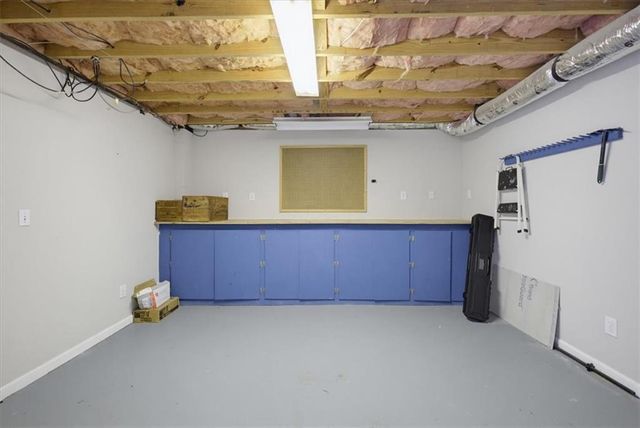 1069 Sunny Field Lane, Lawrenceville, GA 30043