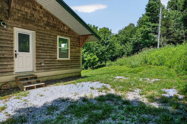 99 Judkins Ln, Hickman, TN 38567