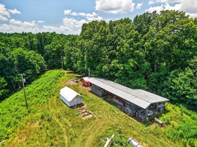 99 Judkins Ln, Hickman, TN 38567