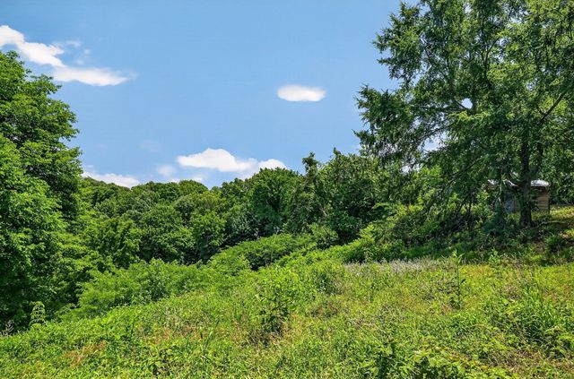 99 Judkins Ln, Hickman, TN 38567