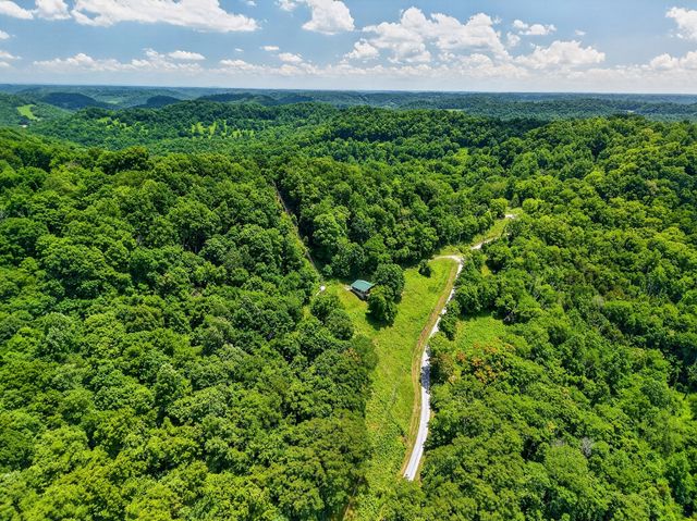 99 Judkins Ln, Hickman, TN 38567