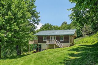 99 Judkins Ln, Hickman, TN 38567