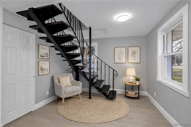 363 Country Parkway, Amherst, NY 14221