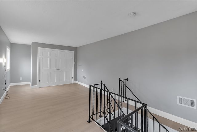 363 Country Parkway, Amherst, NY 14221