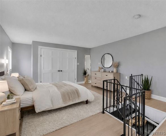 363 Country Parkway, Amherst, NY 14221