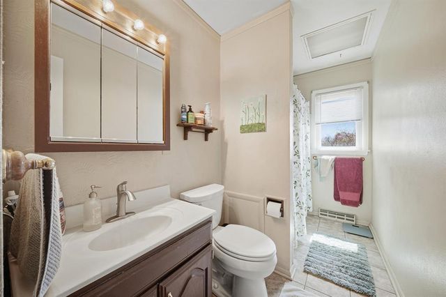 2535 Hayden Avenue, Altoona, WI 54720