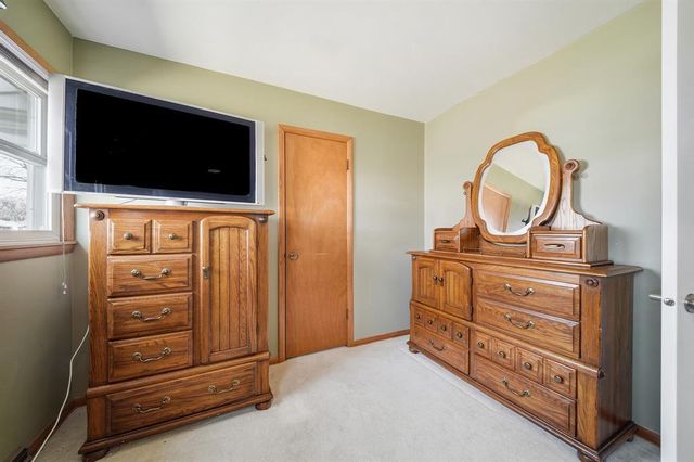 2535 Hayden Avenue, Altoona, WI 54720
