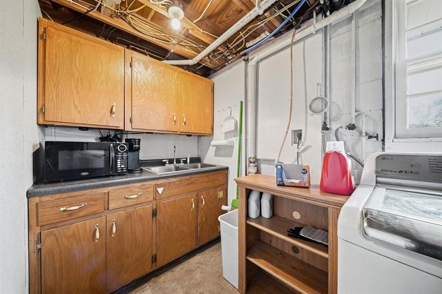 2535 Hayden Avenue, Altoona, WI 54720