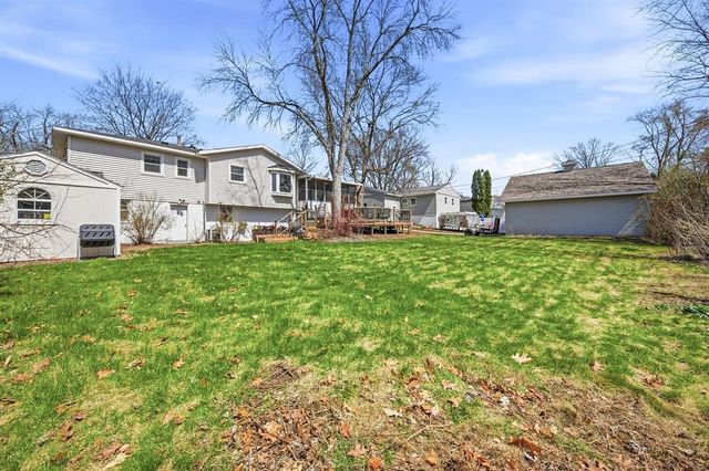 2535 Hayden Avenue, Altoona, WI 54720