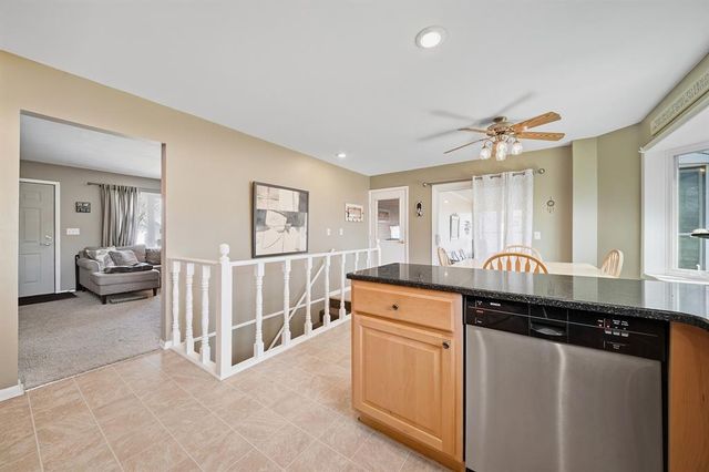 2535 Hayden Avenue, Altoona, WI 54720