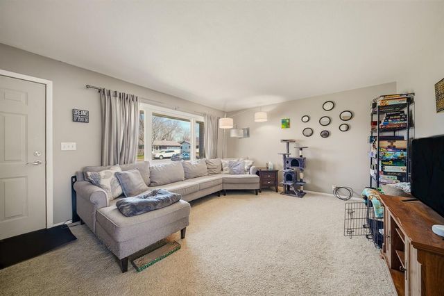 2535 Hayden Avenue, Altoona, WI 54720