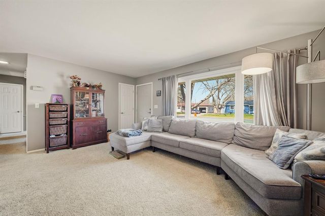 2535 Hayden Avenue, Altoona, WI 54720