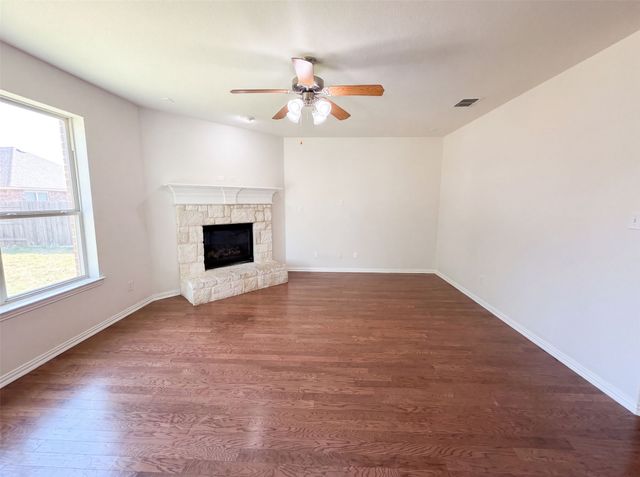 1421 Sparrow Drive, Little Elm, TX 75068