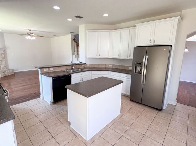 1421 Sparrow Drive, Little Elm, TX 75068