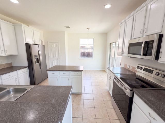 1421 Sparrow Drive, Little Elm, TX 75068