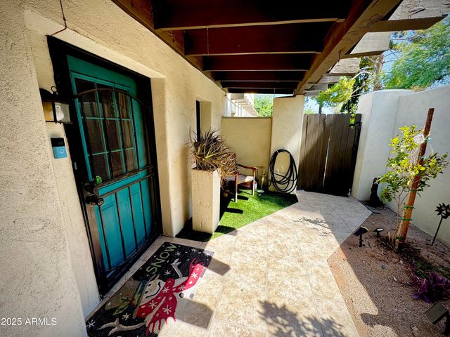 3126 N 28TH Street, Phoenix, AZ 85016
